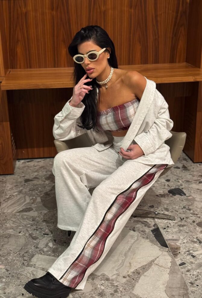 17700200 3a2b 4bd7 8768 A32c10964d6e