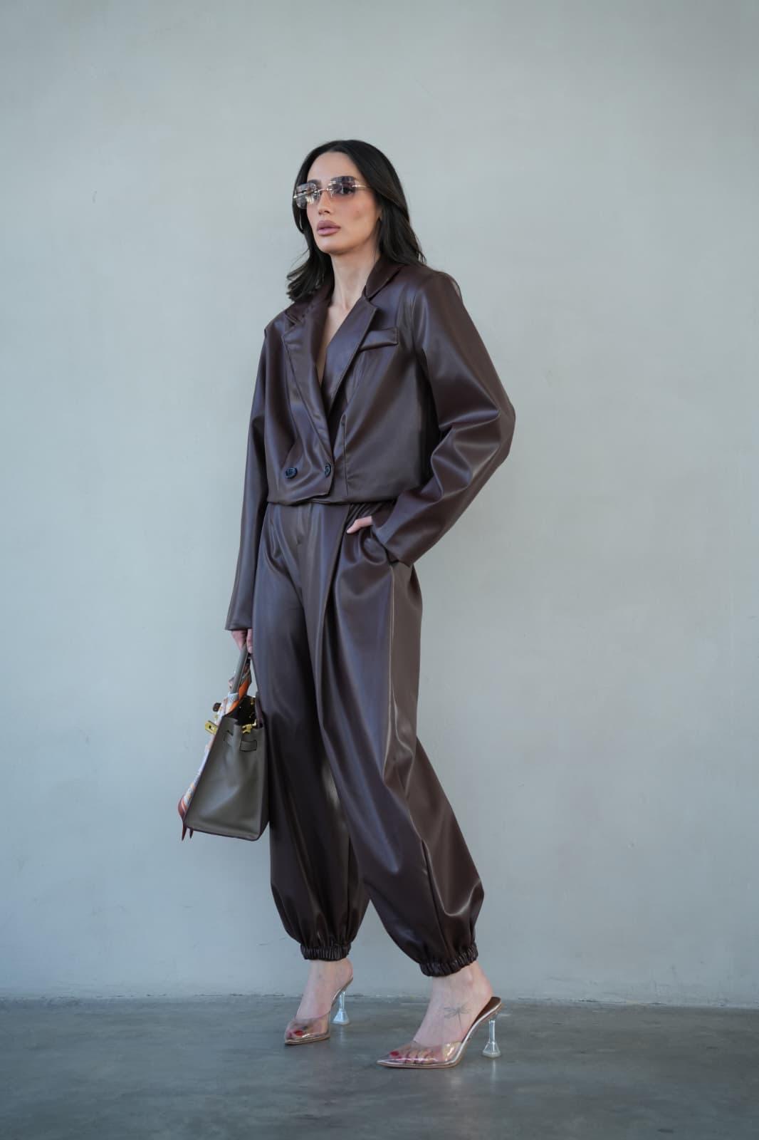 4cadfd81 3a7f 48dd B844 65086020c208