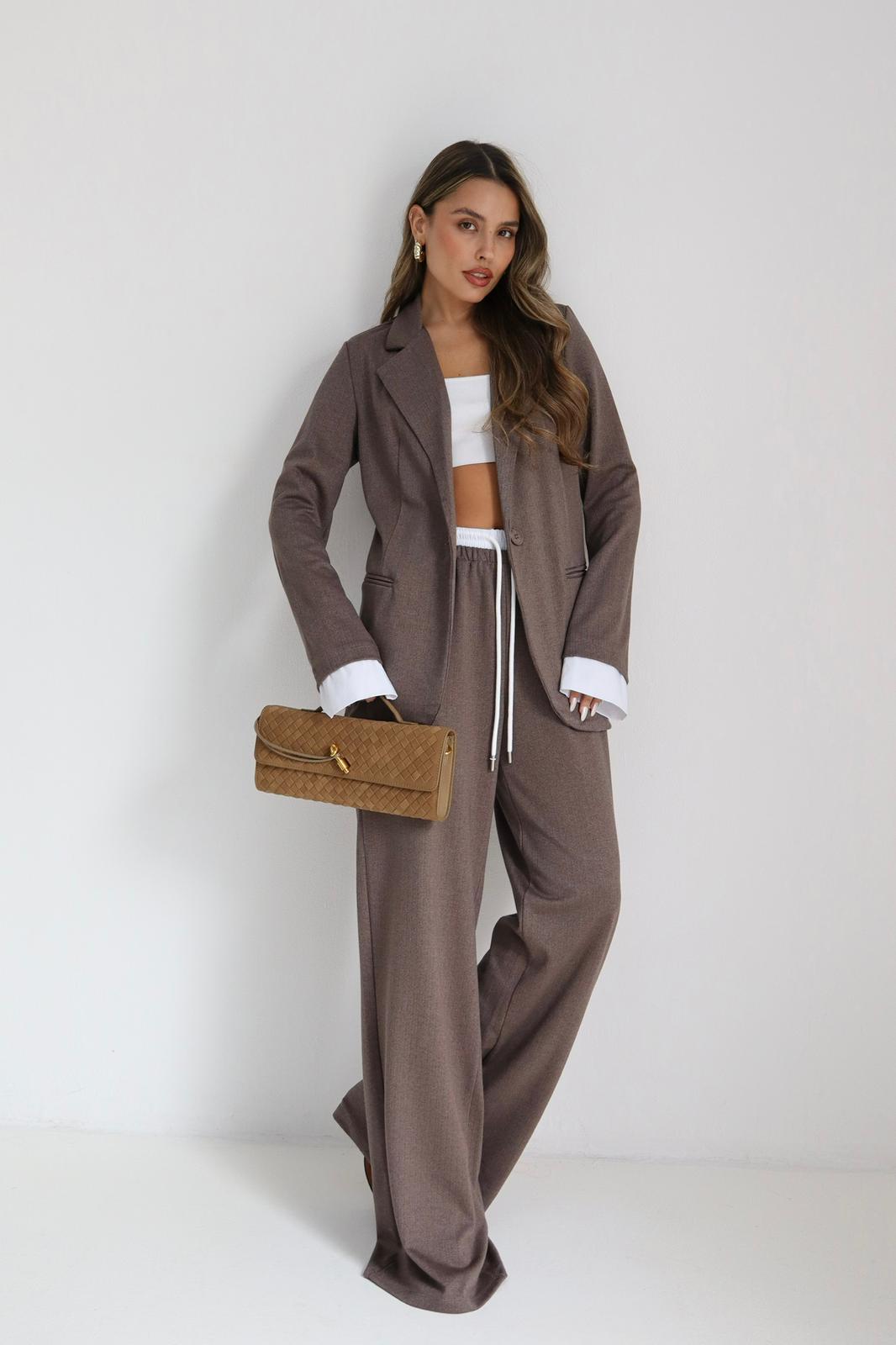 4ffd4c37 6fbf 40d7 985c 60c7c78258f6