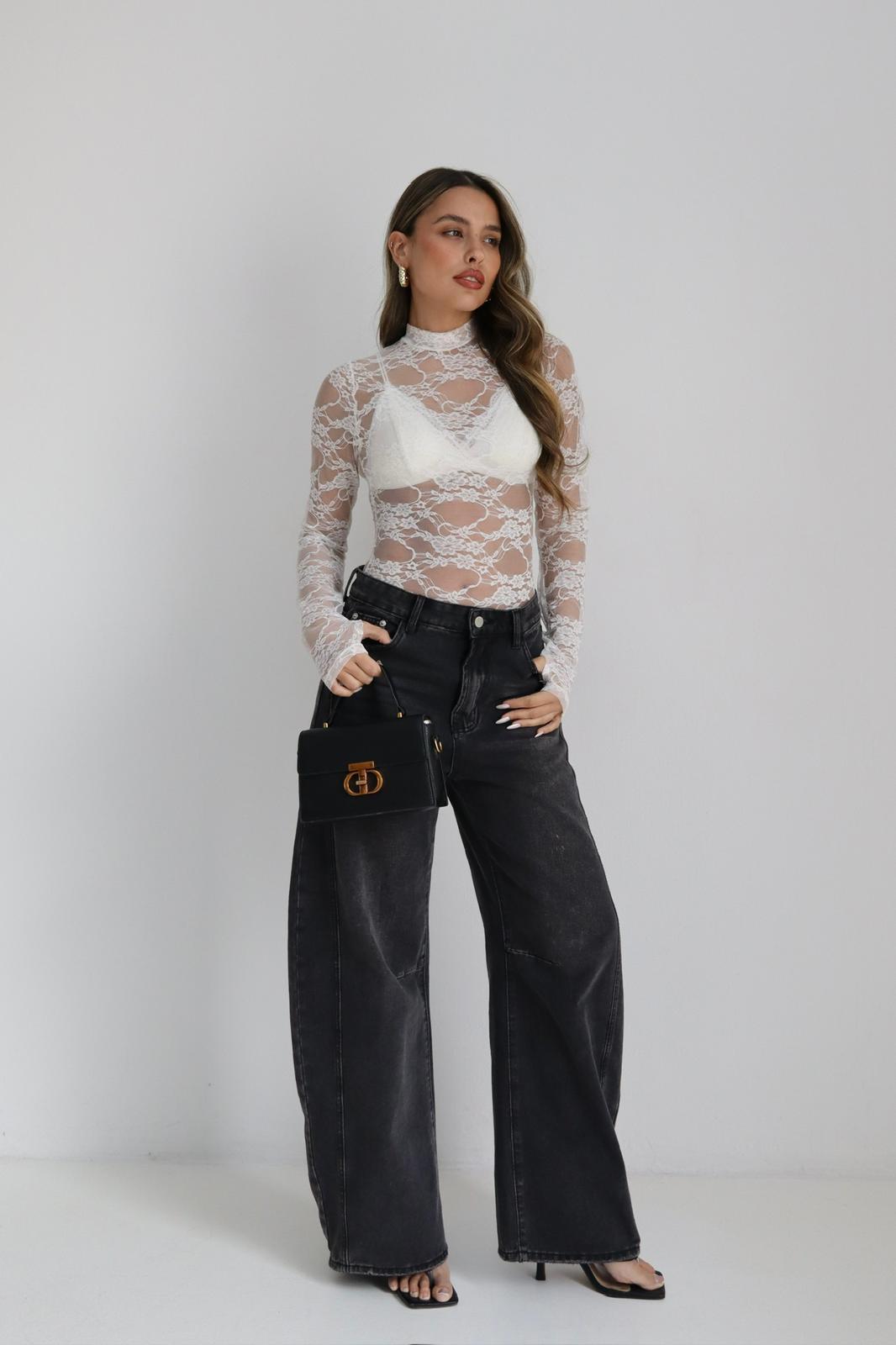 57b60cee 2b2e 4c83 B5f9 01d286d90d7a