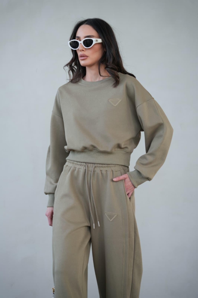 6f5bb40a A354 4b35 Bc67 F2f60ecd684e