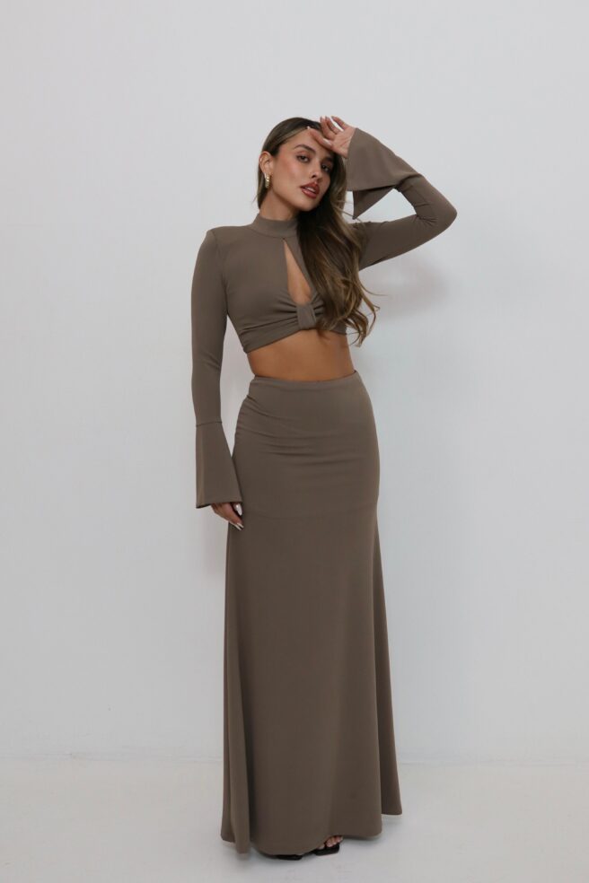 703e0f06 834b 4276 9d73 4b41ffbd647b