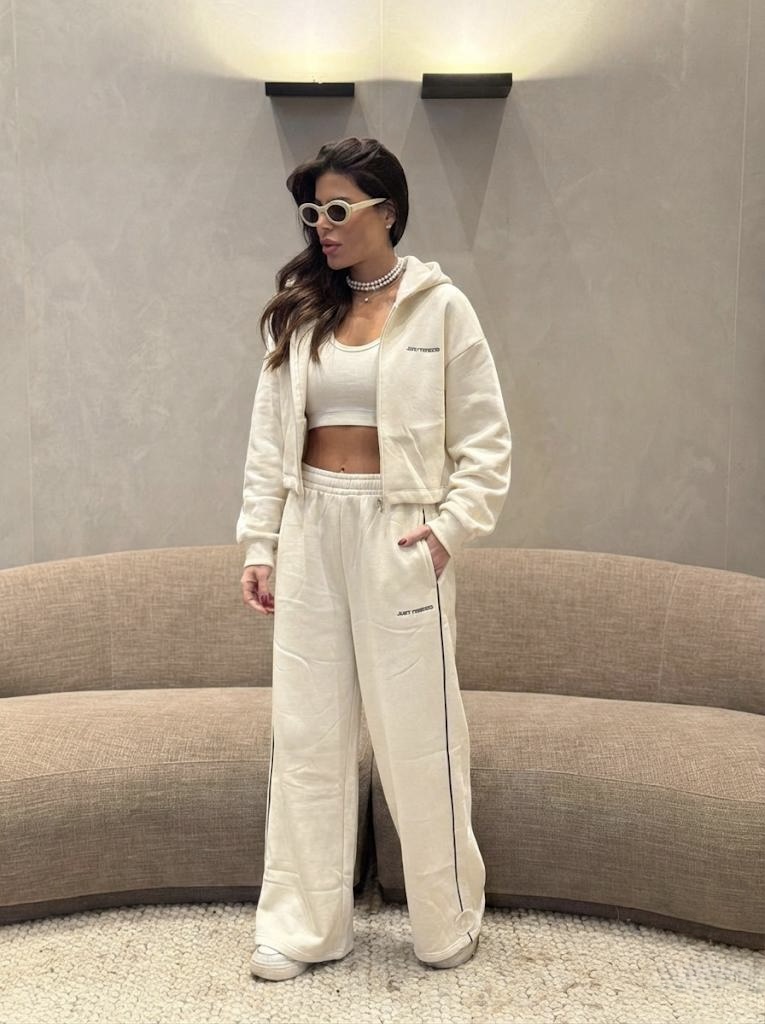 76713c36 B9ac 40b1 8574 E1d685e1a2ac