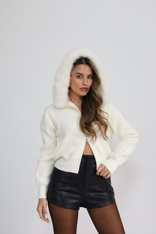 87070523 3489 4c6f A974 24d6a1194a80