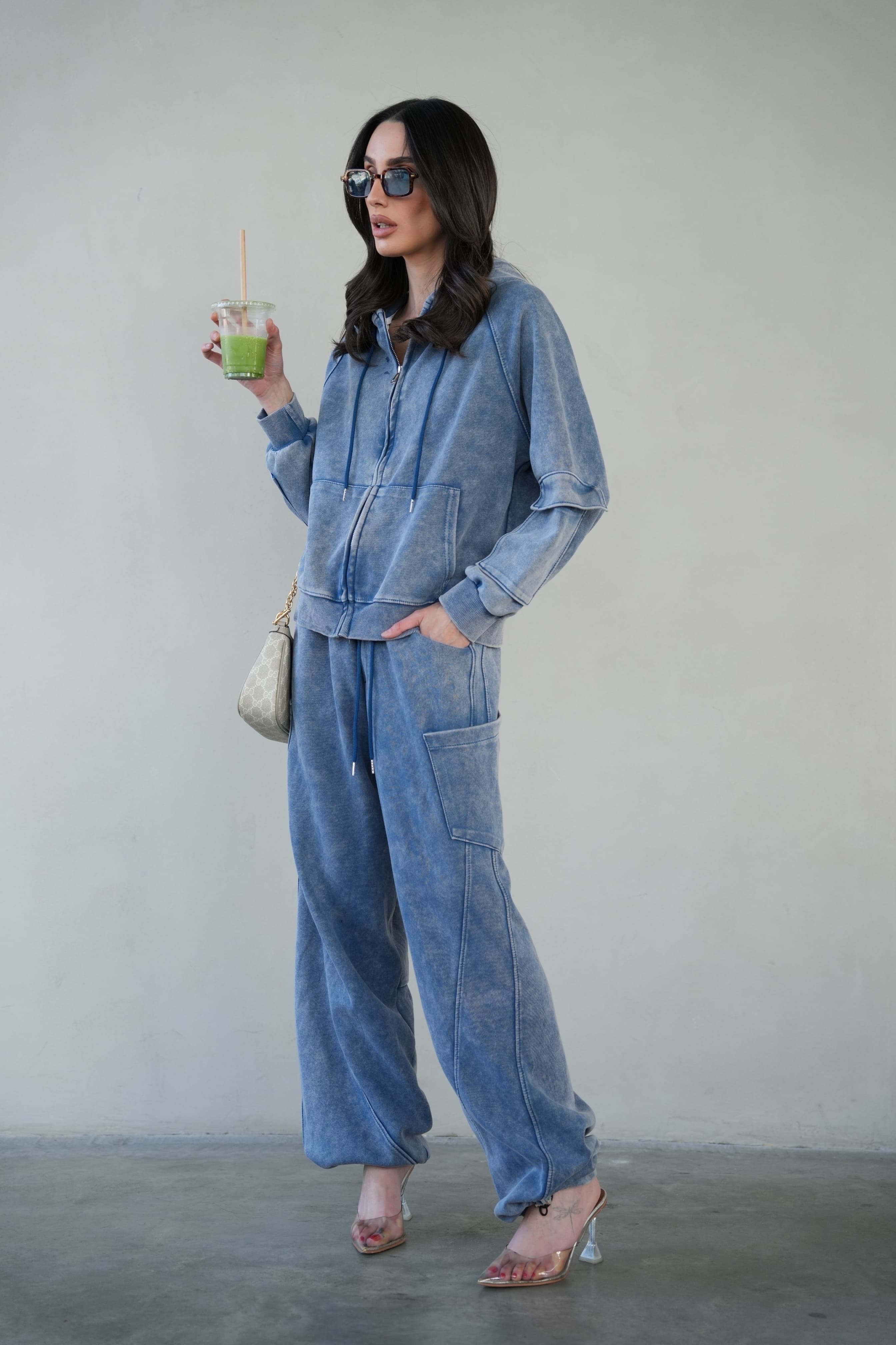 96f9d412 E363 4d32 A61d 71817ee75a3f