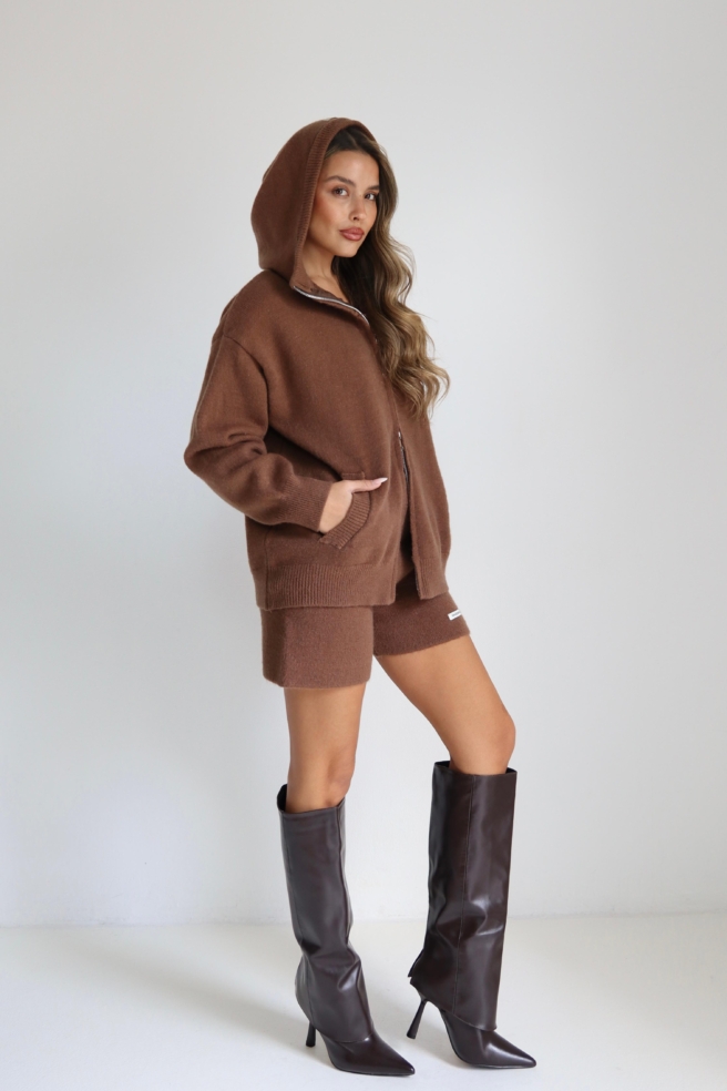 Cbe94cf9 29f5 45c9 B2a5 A080397c90e8