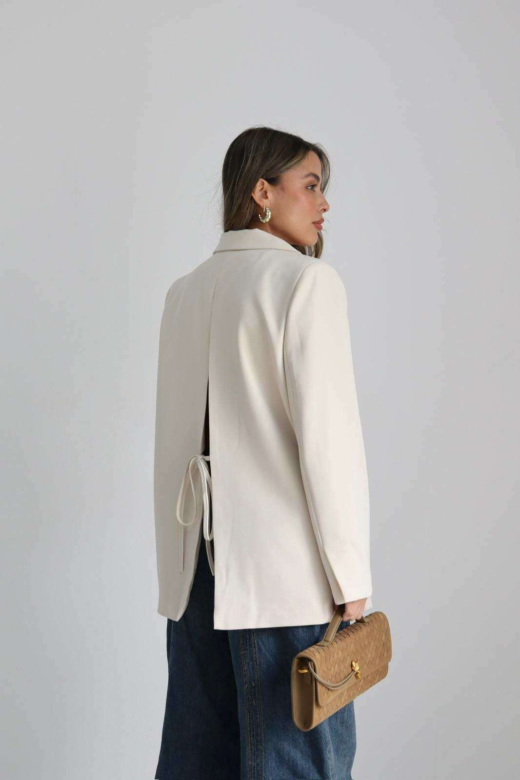 D98edc30 B3d7 4594 8844 60a8b02980ae