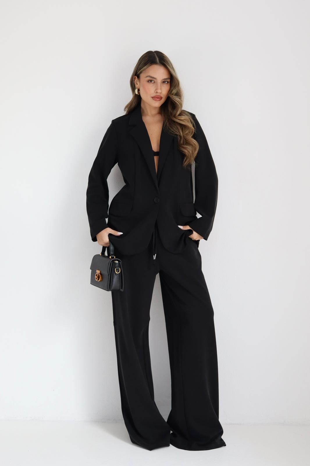 Dfb6c50f D68f 4a96 8bc4 Ec25b51aef70