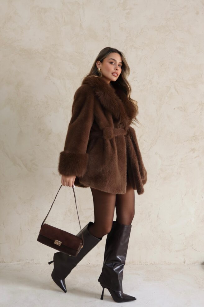 E568c093 Db70 47b1 8a66 Eb2e2432ae4c