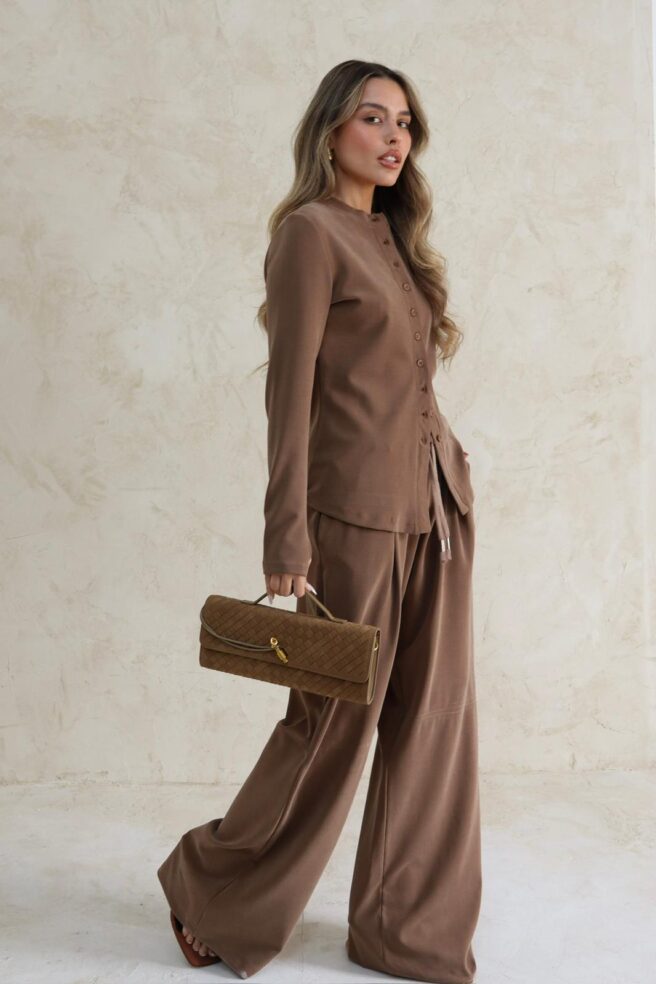 F2ede2c3 D0ae 4275 8ef2 180e466a0224