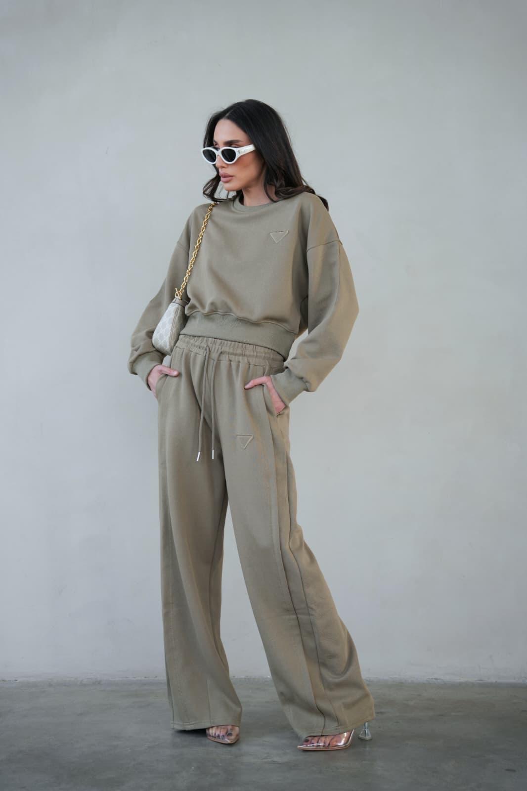 F932a8bf B7c5 44bc A2b1 F09f9fa5927c