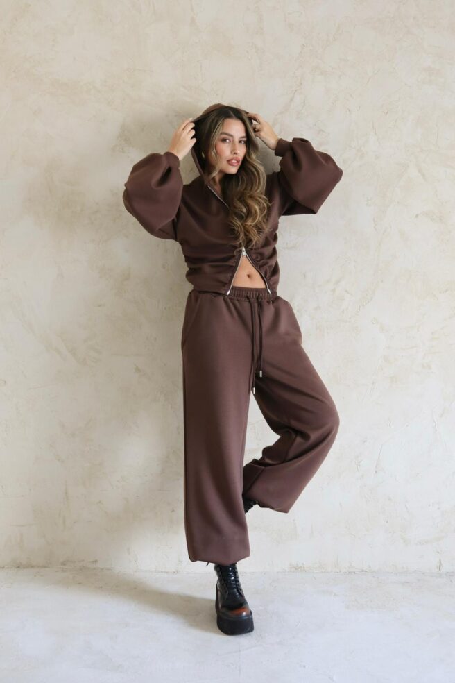 2c75b8ee Cd3e 4e80 81f0 38ab3fb6e486