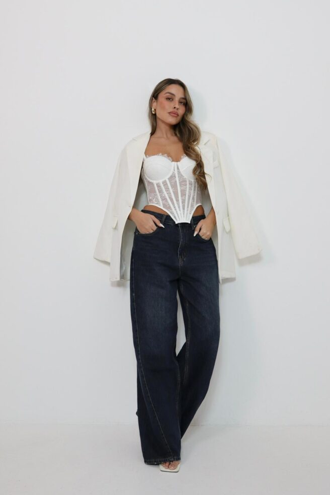 39477454 F4da 4afe B92a B5b33783ea84