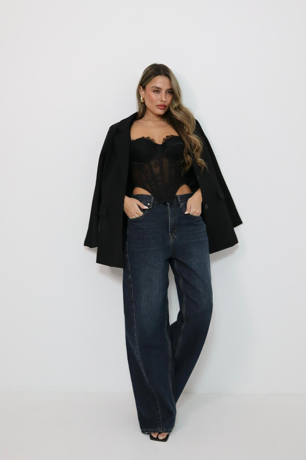 6b950bbc 94df 4771 B6f2 A3de4c97d4ca