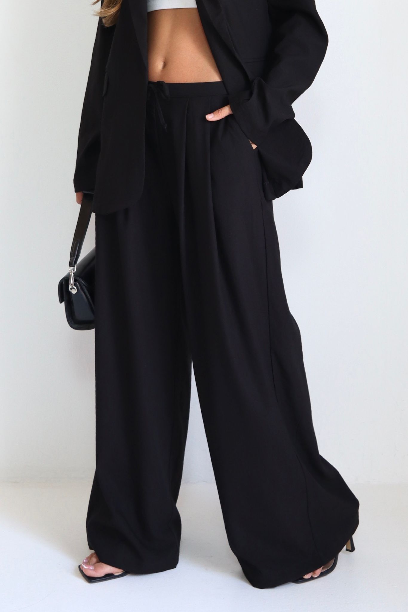 8965e595 8094 4bf6 B541 15882cdb0f4f