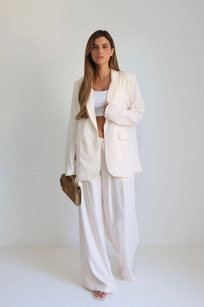 A94dbca0 0559 452b 9c8b 37e8aff62a81