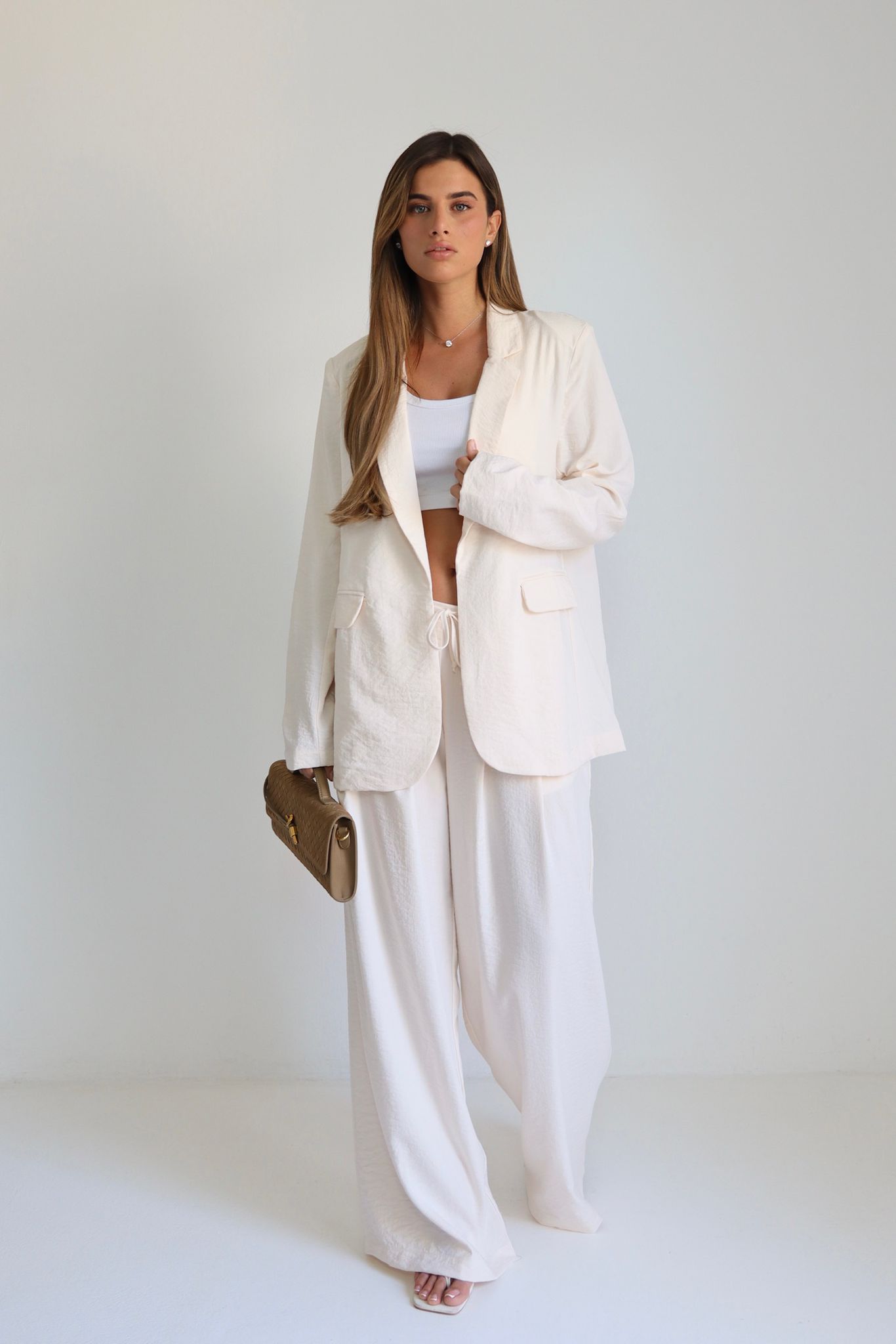 A94dbca0 0559 452b 9c8b 37e8aff62a81