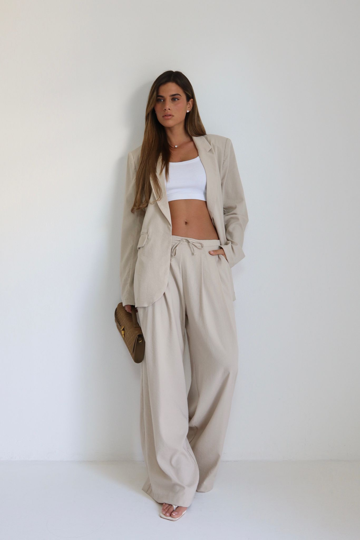 B543c767 2215 407e Bd0e A997995cca14