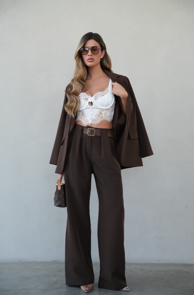 B9480128 B708 49d9 B264 8c45143fdd3a