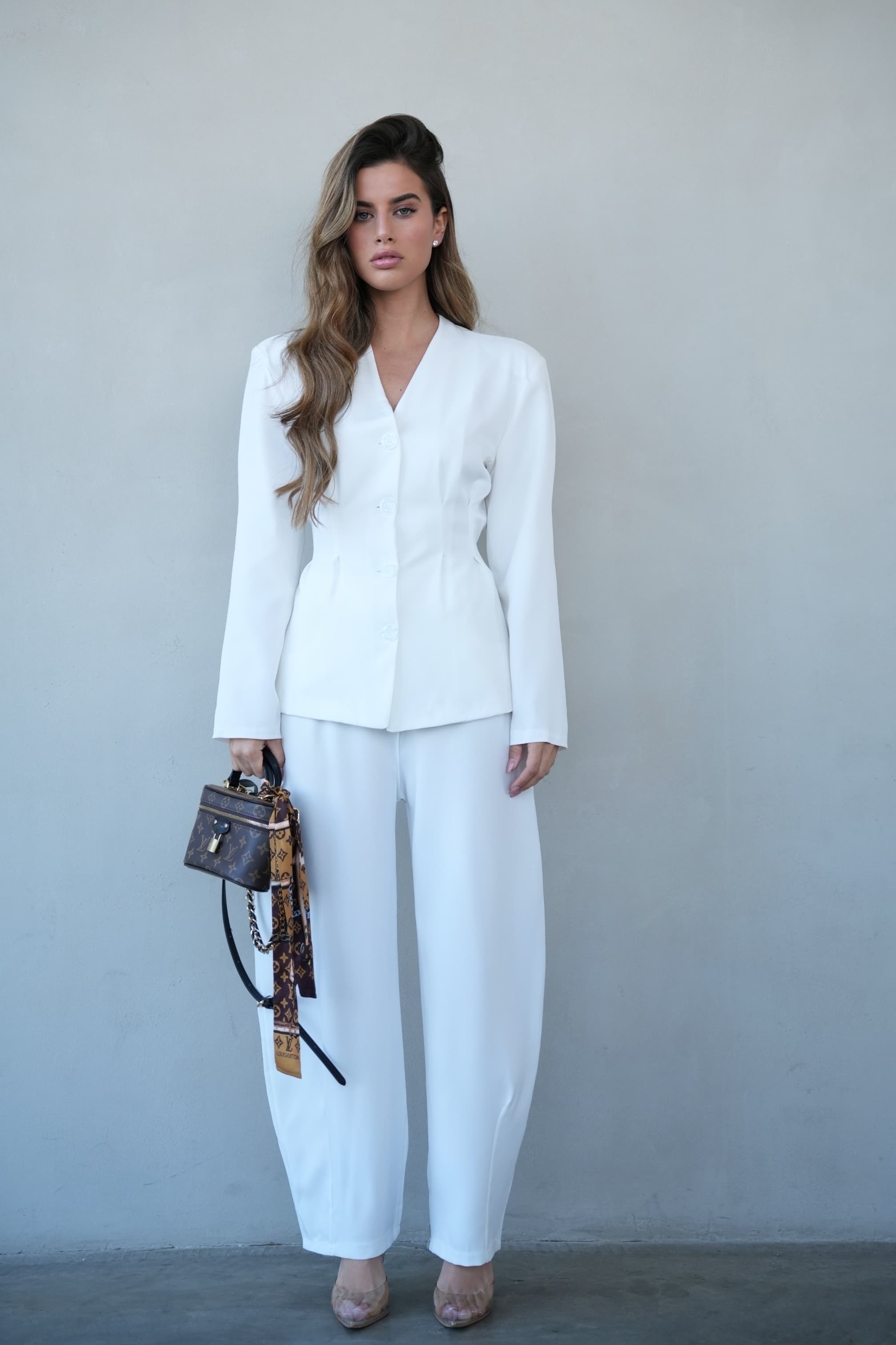 E030f10f 9823 4b75 B4d1 79fe6bcd5bed