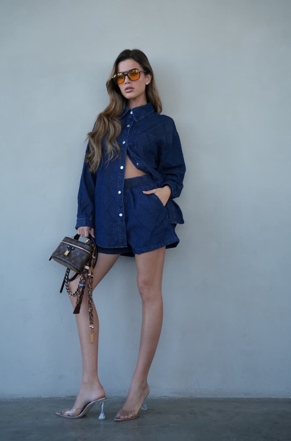 13b6f12f 40d2 4a6b A360 67ccbee83f05