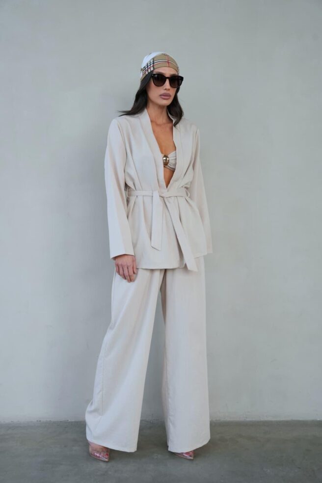 3d8c3049 D030 4572 9b58 Bc1d27e58ccb