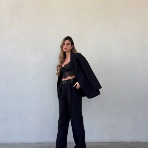 ⁨	‏NEW COLLECTION
—————————-
האתר זמין לרכישה 24/7 stopcollection.co.il
‏STOPCOLLECTION 🖤
להזמנות באתר לחצי על הקישור 👇
‏https://stopcollection.co.il/
#משלוחיםלכלהארץ 🚚 72 שע׳ והפריט ‎⁩