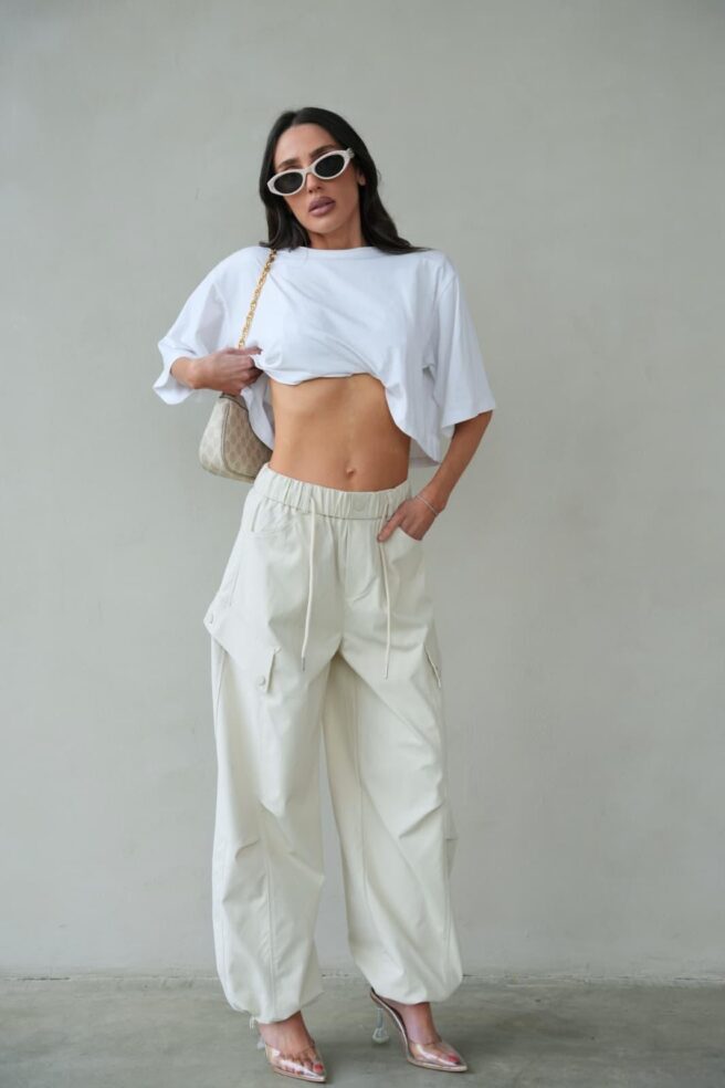 87c912b8 A98d 4647 Be4e 685de8f94c01