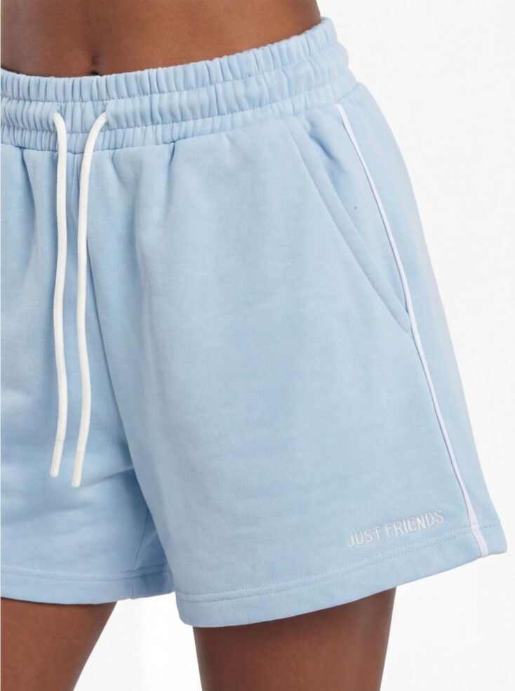 Ebd8b342 8628 4cc4 B94b 00122166cc5e