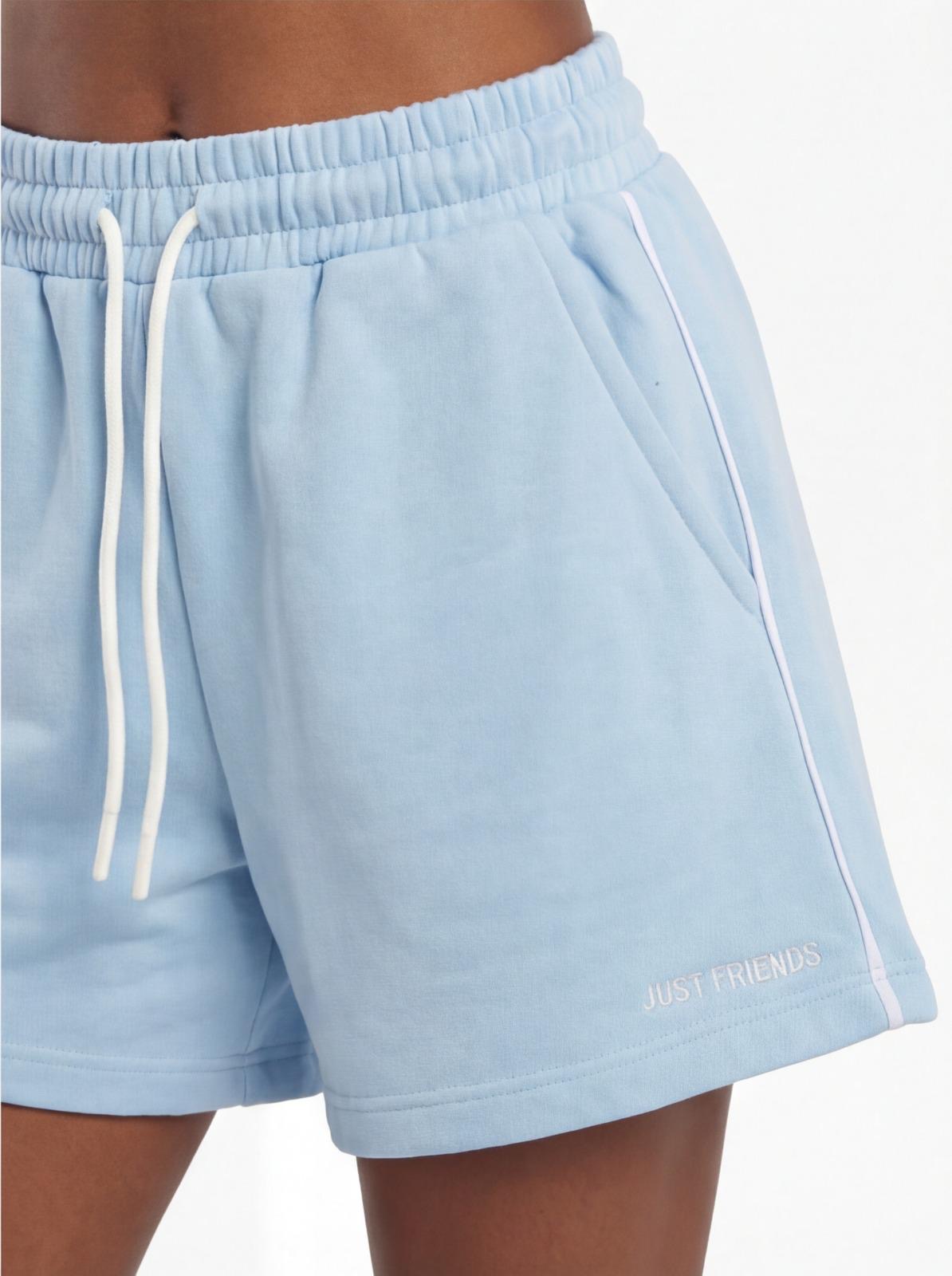 Ebd8b342 8628 4cc4 B94b 00122166cc5e