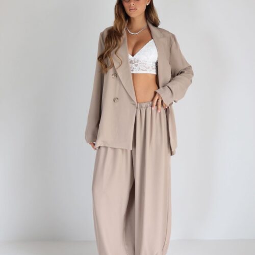 ‏NEW COLLECTION
—————————-
האתר זמין לרכישה 24/7 stopcollection.co.il
‏STOPCOLLECTION 🖤
להזמנות באתר לחצי על הקישור 👇
‏https://stopcollection.co.il/
#משלוחיםלכלהארץ 🚚 72 שע׳ והפריט ‎