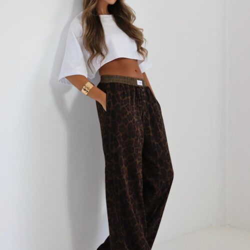 ‏NEW COLLECTION
—————————-
האתר זמין לרכישה 24/7 stopcollection.co.il
‏STOPCOLLECTION 🖤
להזמנות באתר לחצי על הקישור
‏https://stopcollection.co.il/
#משלוחיםלכלהארץ 🚚 72 שע׳ והפריט ‎